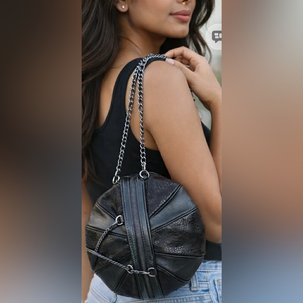 Stahil designer black leather ball shaped purse
